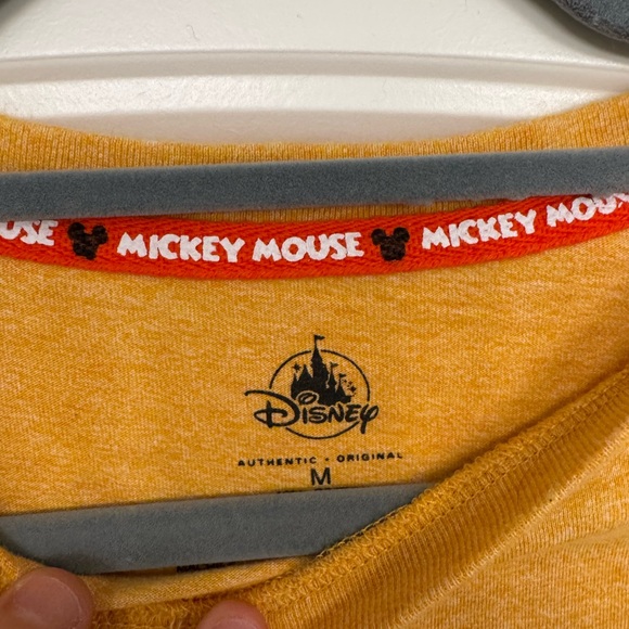 Authentic Disney Mickey Mouse T-Shirt - Picture 2 of 2